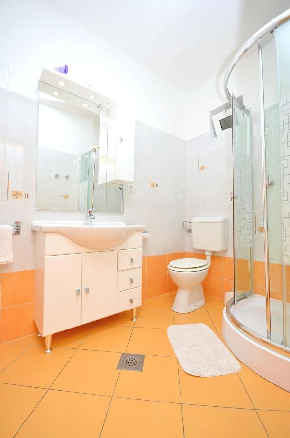 Apartments Blazica Vodice Bagian luar foto