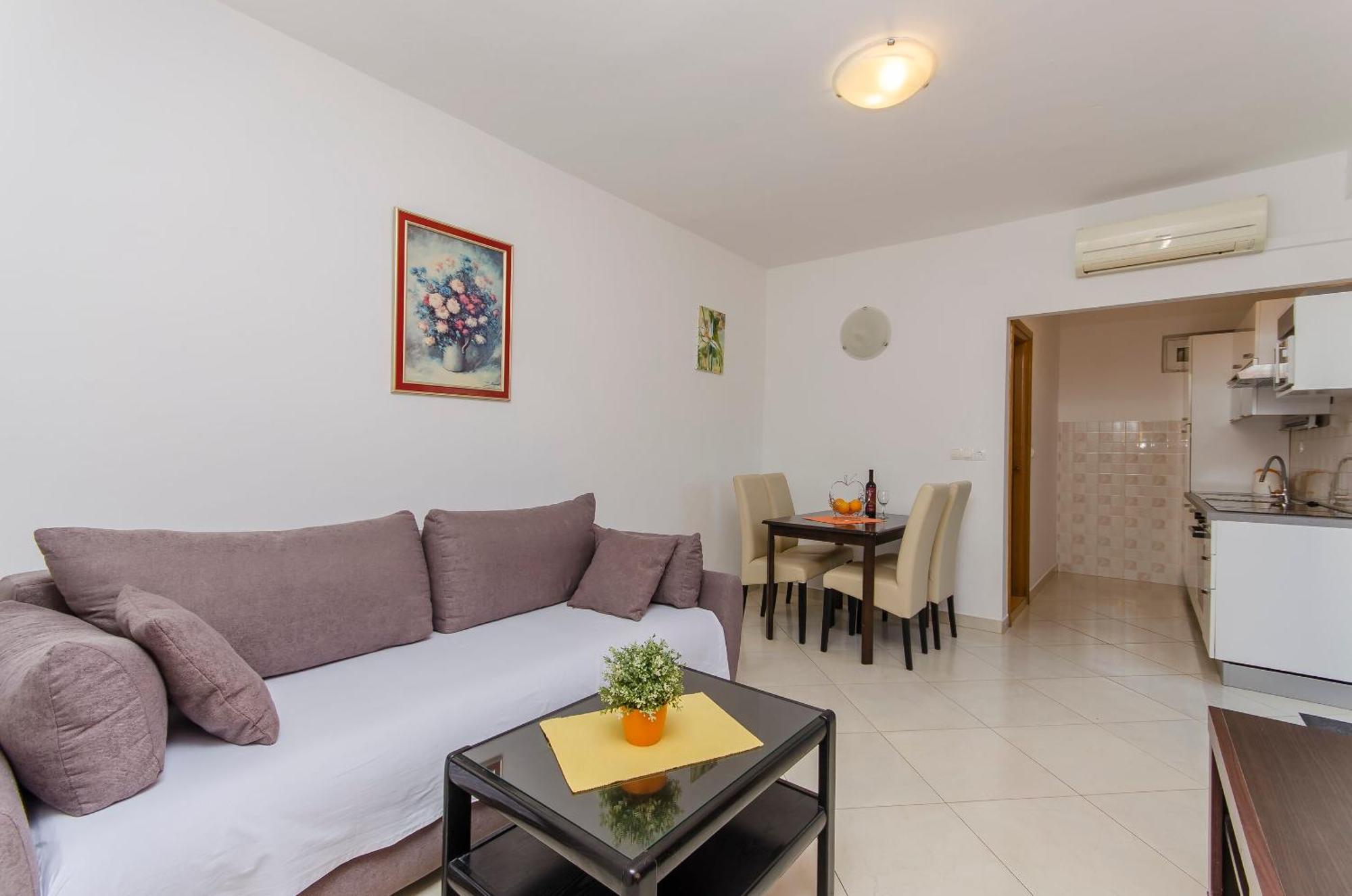 Apartments Blazica Vodice Bagian luar foto