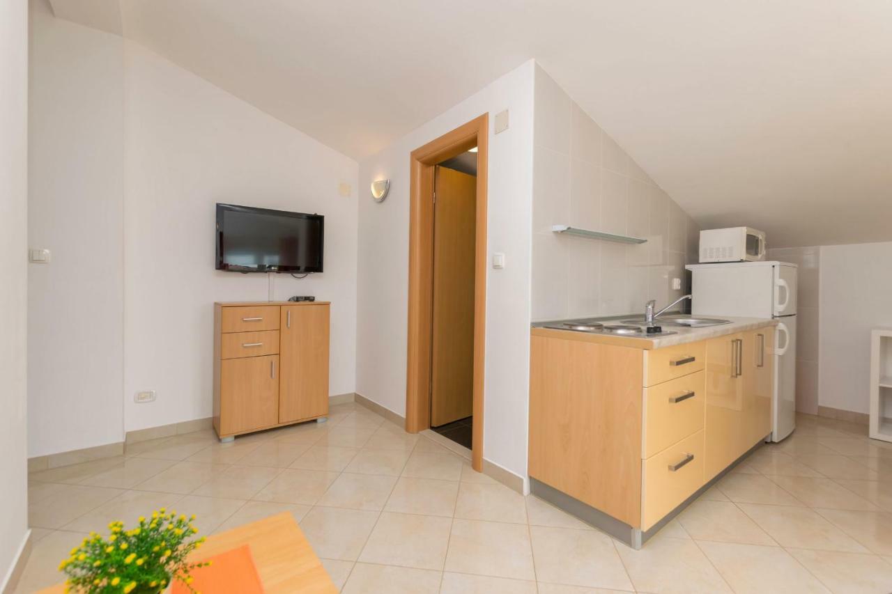 Apartments Blazica Vodice Bagian luar foto