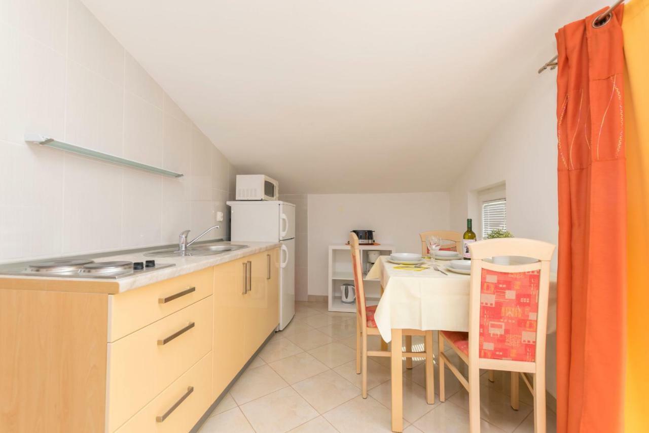 Apartments Blazica Vodice Bagian luar foto